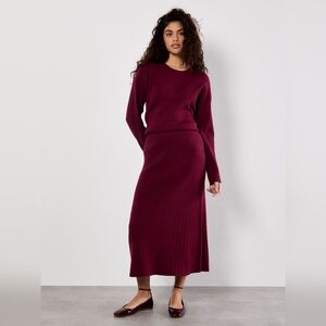 Fine Gauge Cable Knit Midi Skirt Burgundy